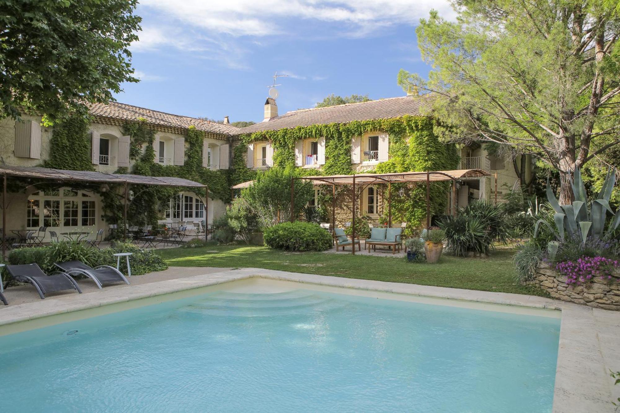Logis Hotel La Sommellerie Chateauneuf-du-Pape Exterior photo