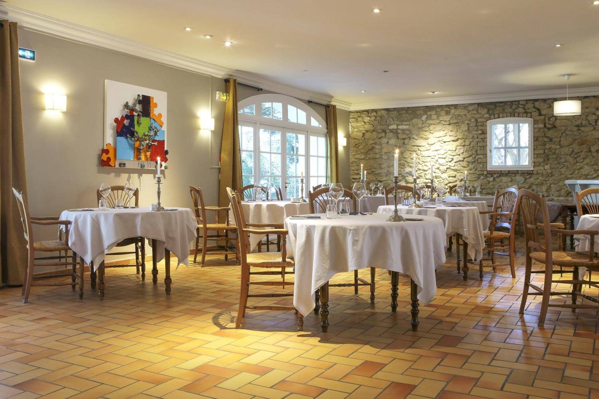 Logis Hotel La Sommellerie Chateauneuf-du-Pape Exterior photo