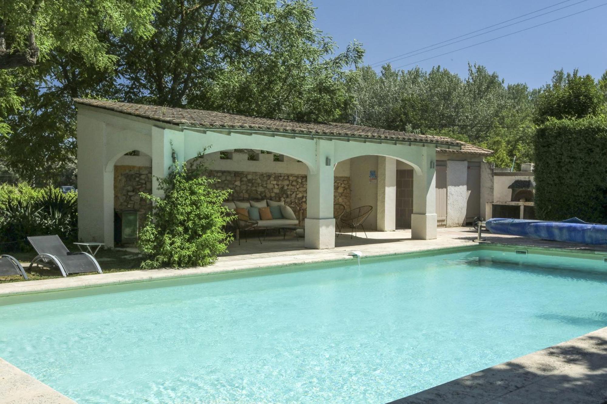 Logis Hotel La Sommellerie Chateauneuf-du-Pape Exterior photo